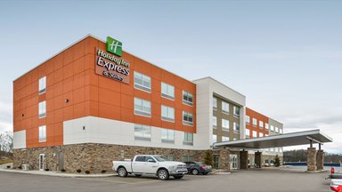 Hotel HOLIDAY INN EXPRESS & SUITES PARKERSBURG EAST