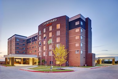 Hotel COURTYARD DALLAS CARROLLTON AND CARROLLTON CONFERENCE CENTER
