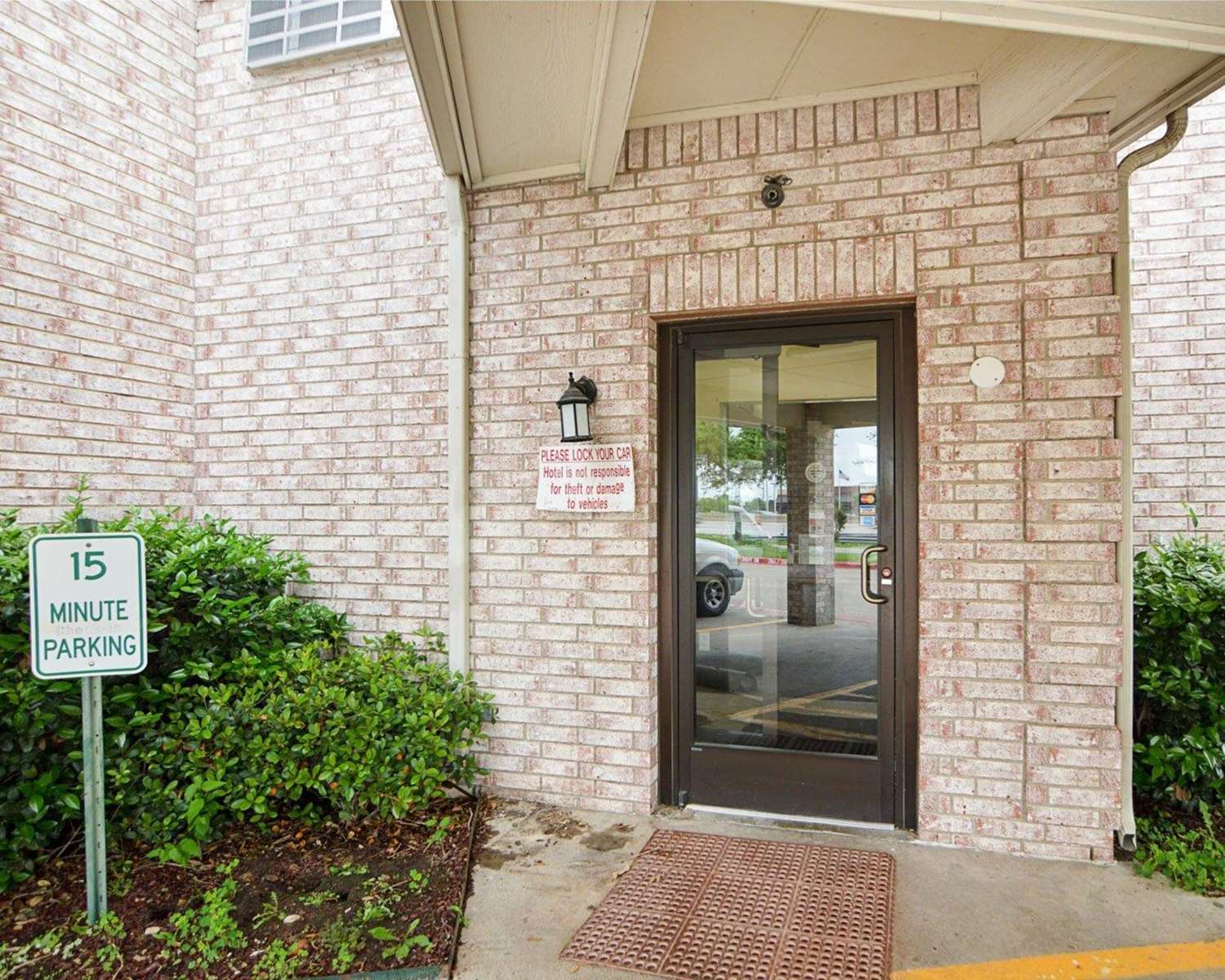 Hotel RODEWAY INN CARROLLTON