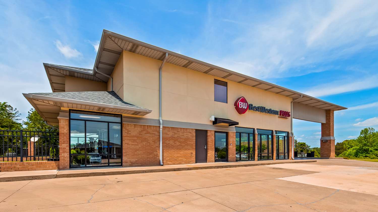 Hotel BEST WESTERN PLUS TWO RIVERS HOTEL & SUITES