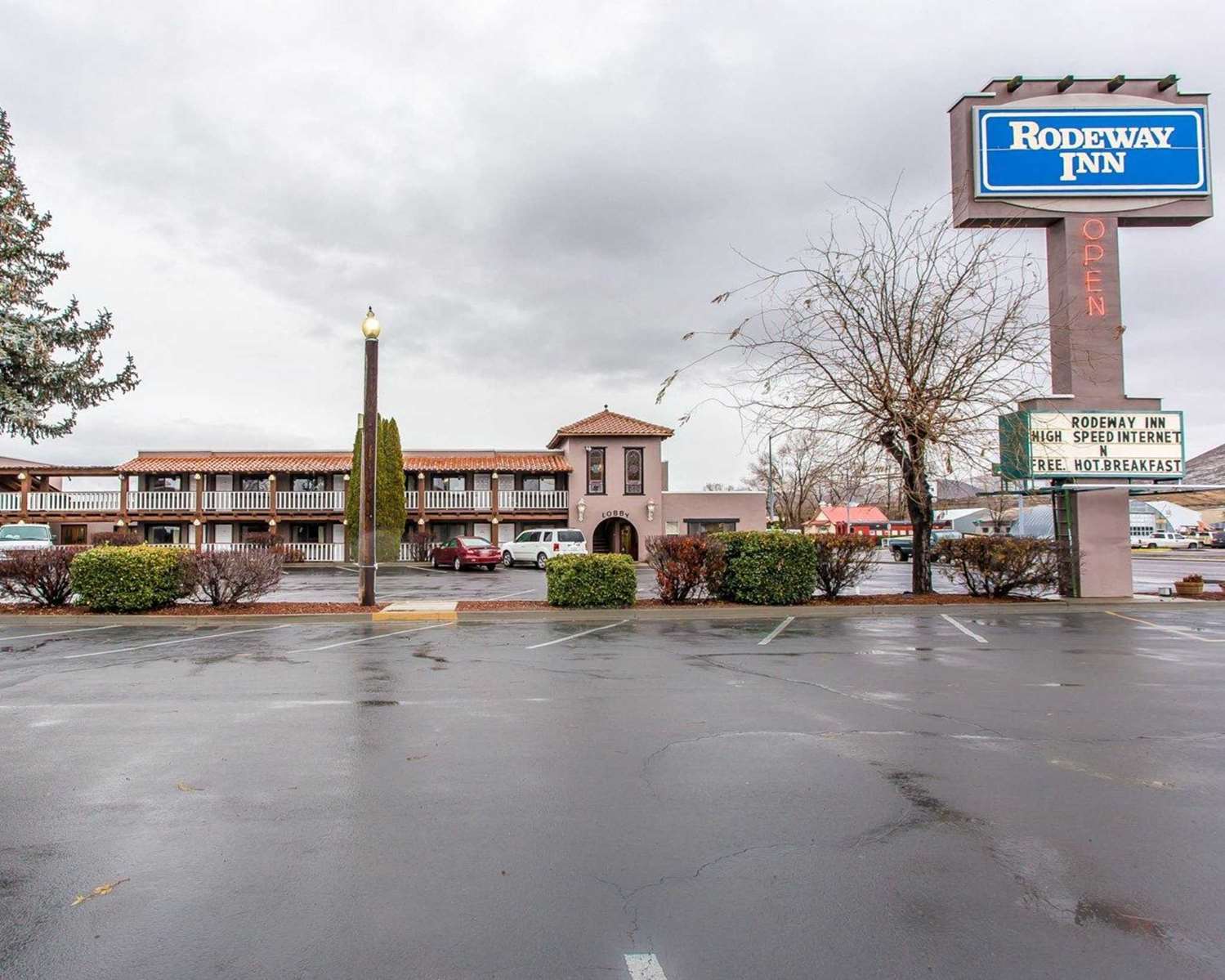 Hotel RODEWAY INN BAKER CITY