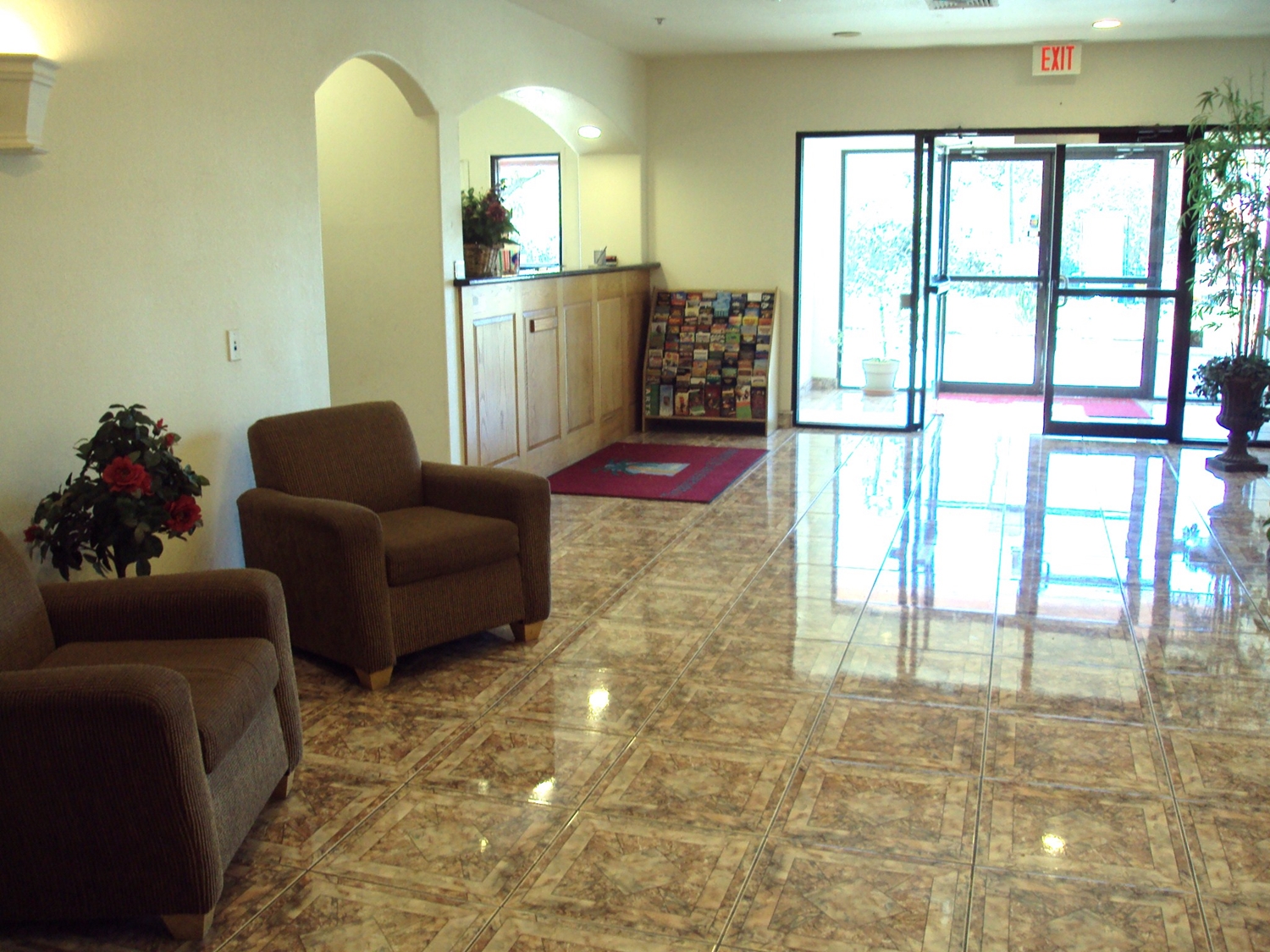 Hotel TROPICANA INN AND SUITES