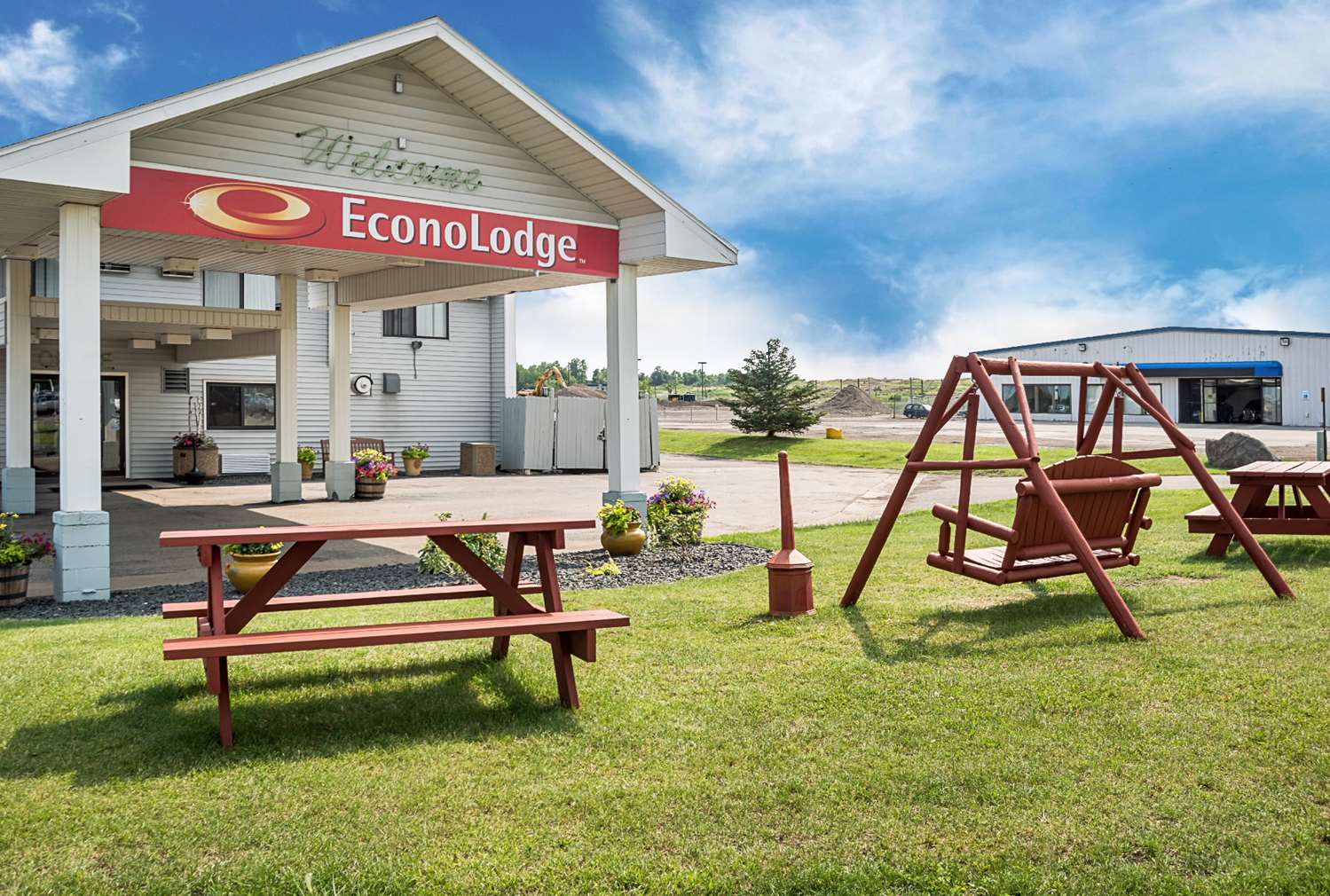 Hotel ECONO LODGE NEAR MILLER HILL MALL