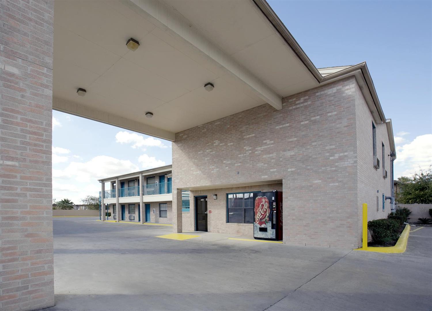 Hotel AMERICAS BEST VALUE INN