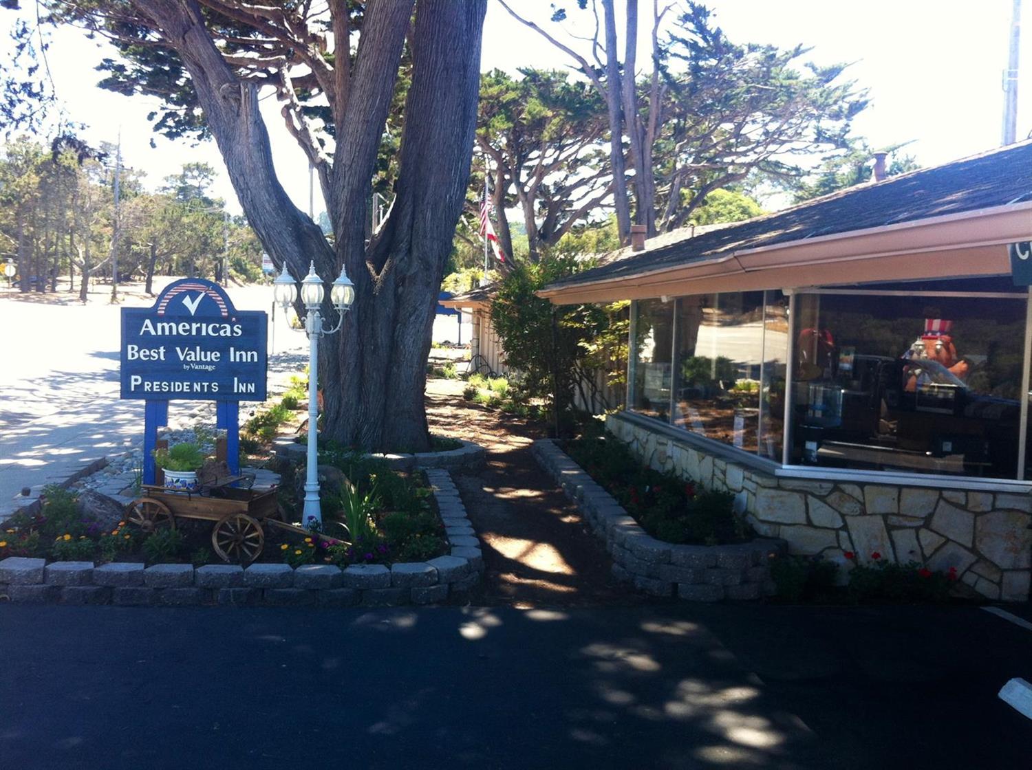 Hotel AMERICAS BEST VALUE PRESIDENTS INN ON MUNRAS