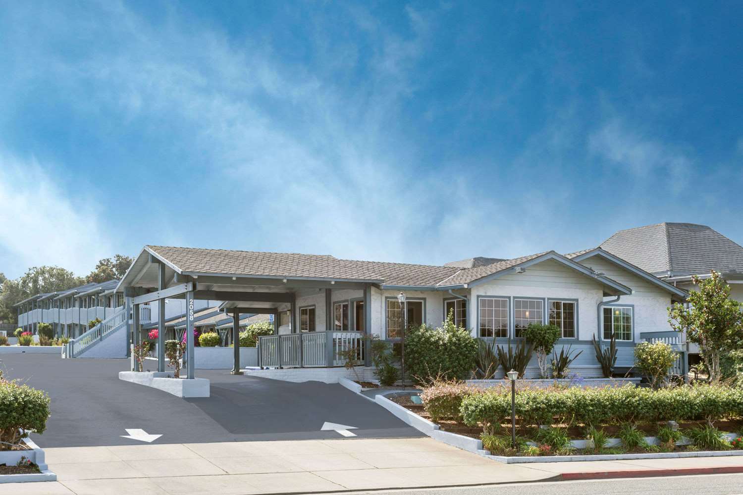 Hotel RAMADA MONTEREY