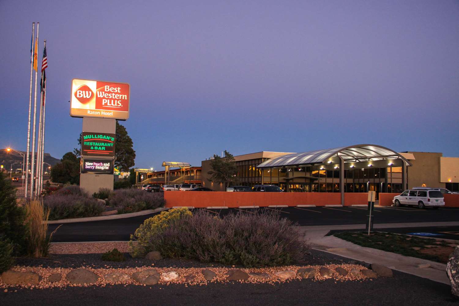 Hotel BEST WESTERN PLUS RATON HOTEL