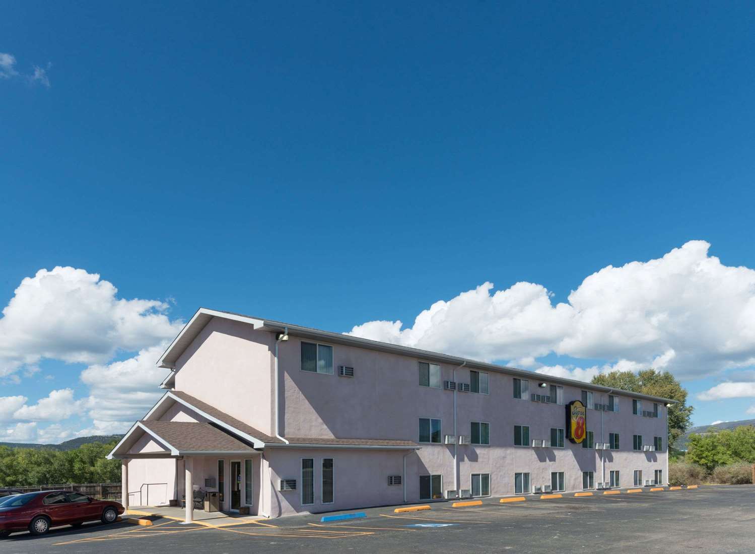 Hotel SUPER 8 RATON