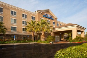 Hotel AYRES INN ONTARIO MILLS MALL