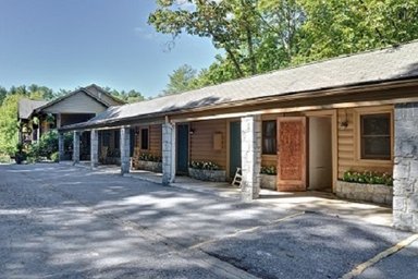 Hotel MITCHELLS LODGE AND COTTAGES