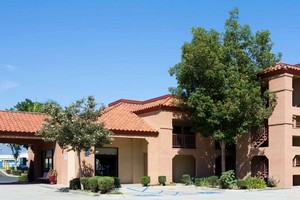 Hotel DAYS INN FONTANA / RIALTO