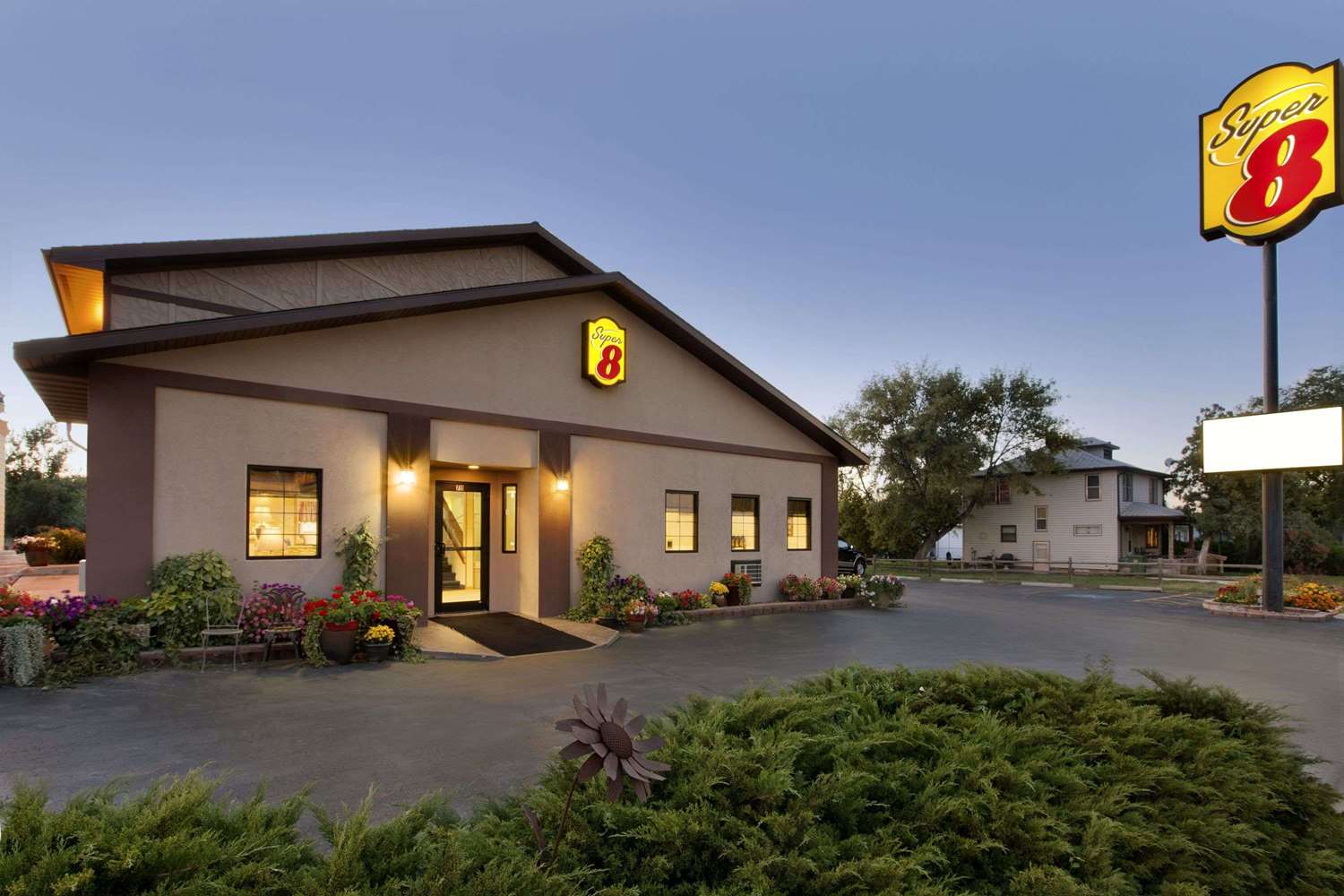 Hotel SUPER 8 WALL