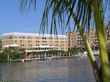 Hotel BAYFRONT INN 5TH AVE