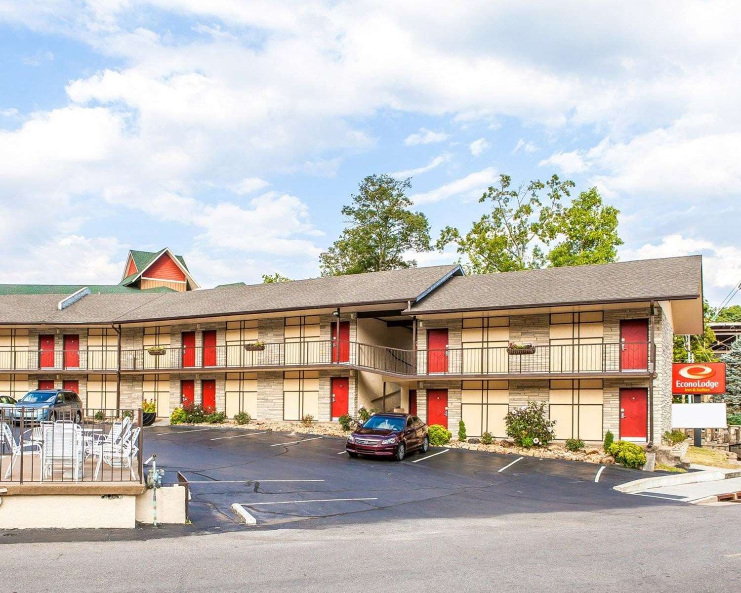 Hotel ECONO LODGE INN & SUITES ON THE RIVER