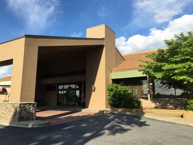 Hotel HOLIDAY LODGE HOTEL AND CONFERENCE CENTER