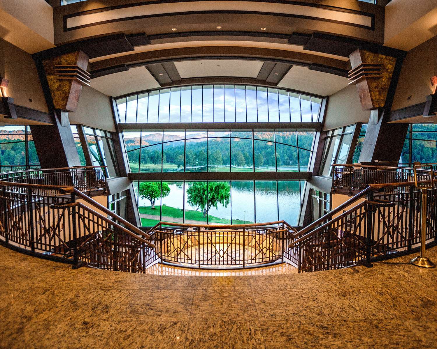 Hotel INN OF THE MOUNTAIN GODS RESORT AND CASINO