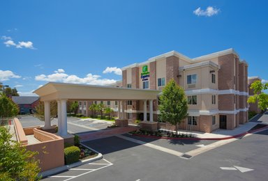 Hotel HOLIDAY INN EXPRESS & SUITES LIVERMORE