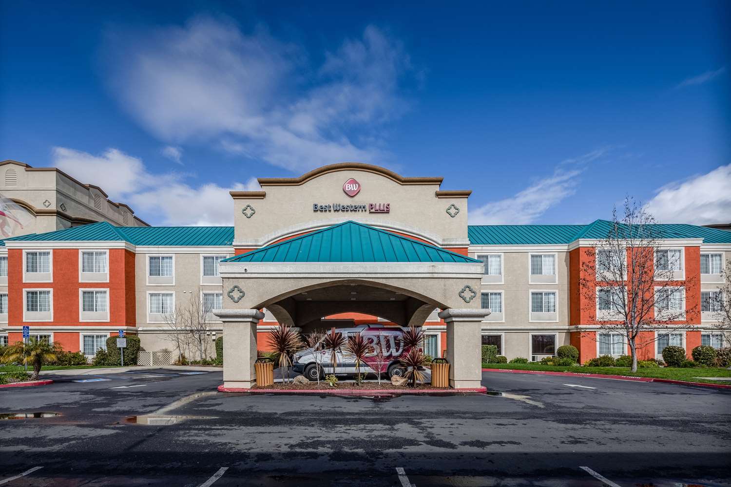 Hotel BEST WESTERN PLUS AIRPORT INN & SUITES
