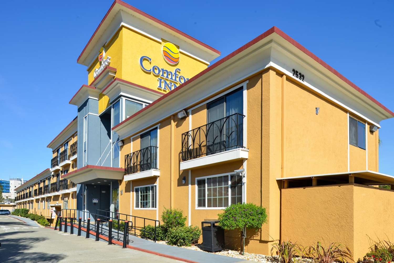 Hotel COMFORT INN CASTRO VALLEY