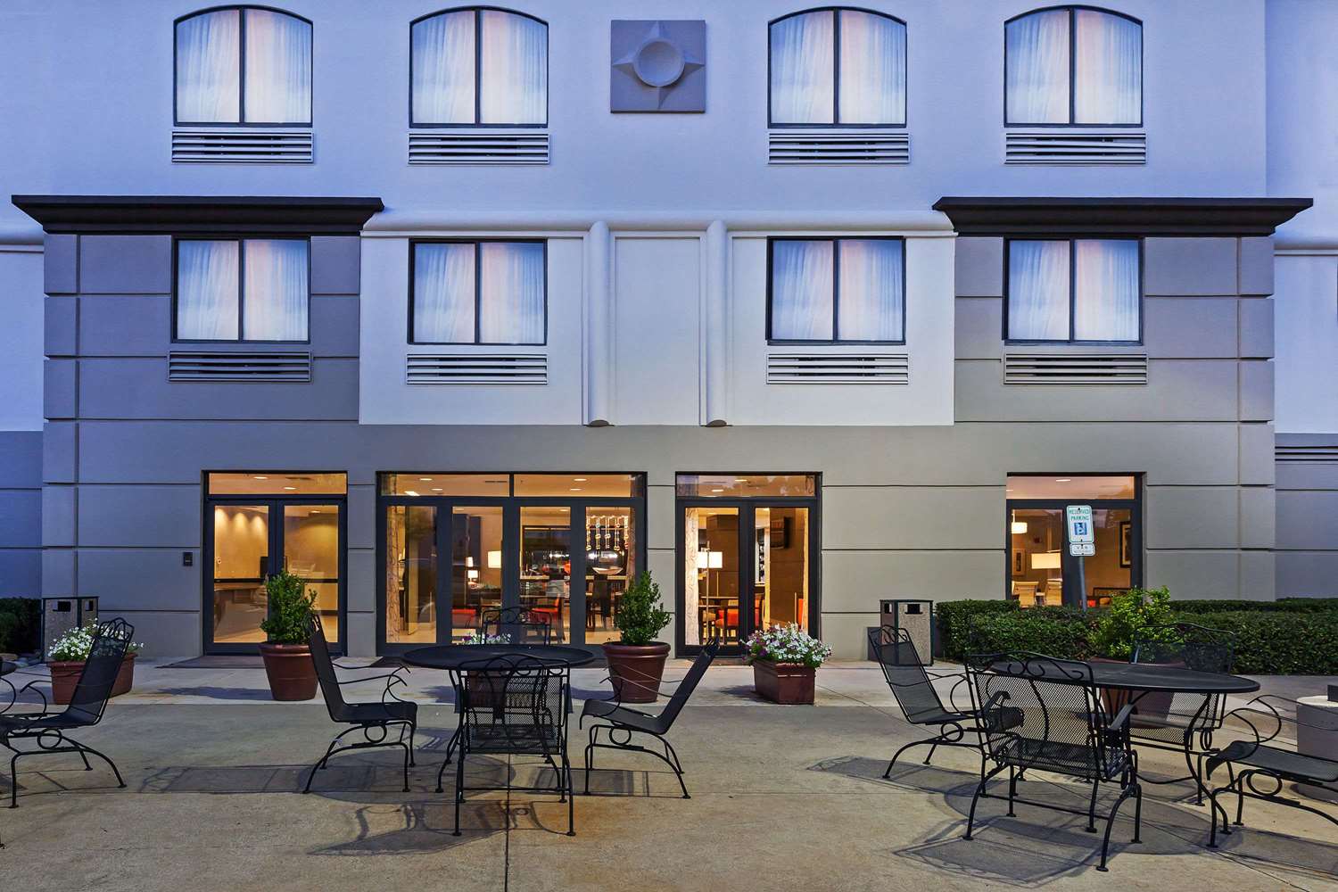 Hotel WINGATE BY WYNDHAM DALLAS/LAS COLINAS