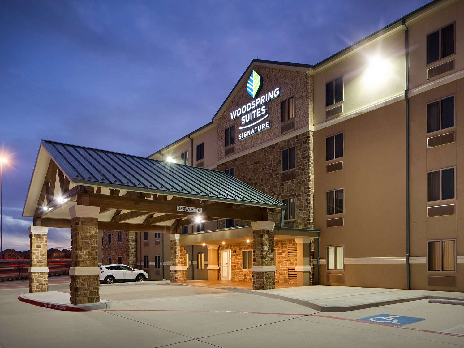 Hotel WOODSPRING SUITES SIGNATURE LA