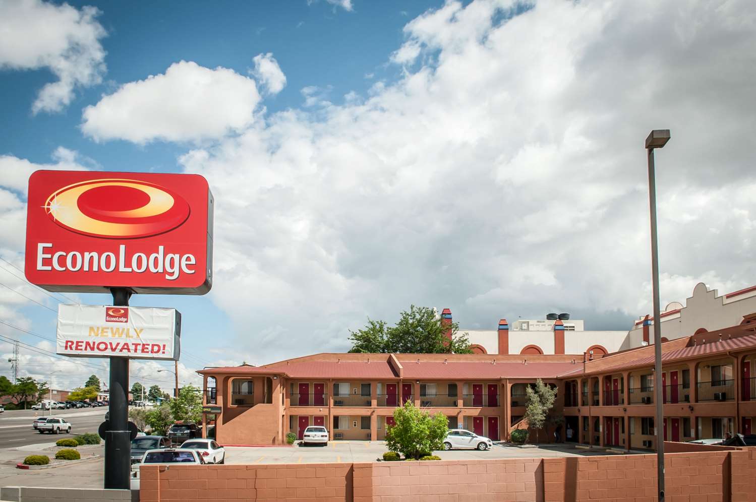 Hotel ECONO LODGE MIDTOWN