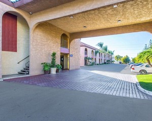 Hotel RODEWAY INN & SUITES COLTON