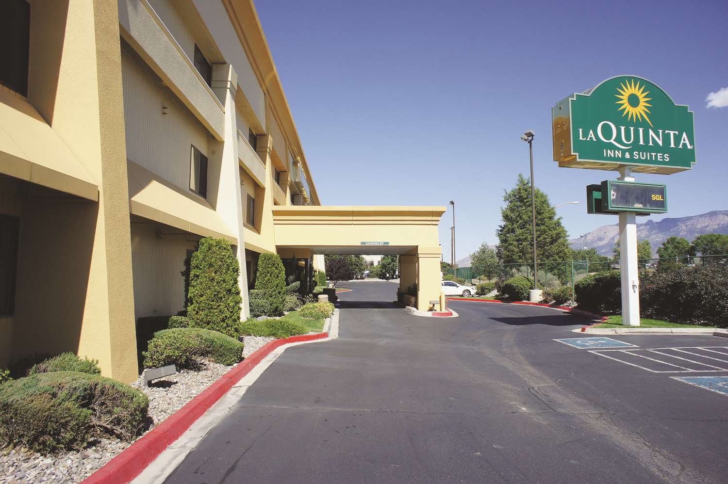 Hotel LA QUINTA INN & SUITES ALBUQUERQUE JOURNAL CTR NW