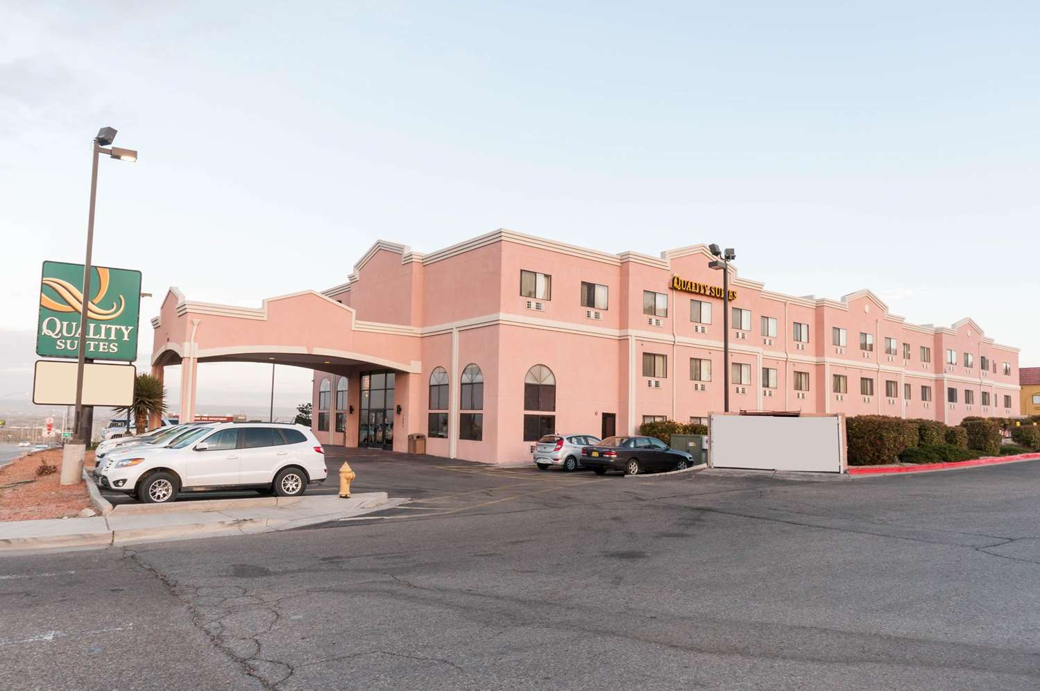 Hotel QUALITY SUITES ALBUQUERQUE