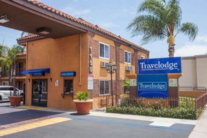 Hotel TRAVELODGE BY WYNDHAM, ONTARIO