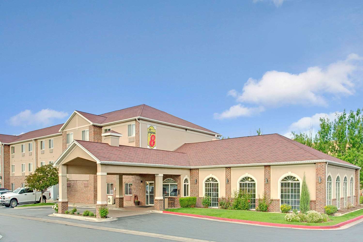 Hotel SUPER 8 SALT LAKE CITY AIRPORT