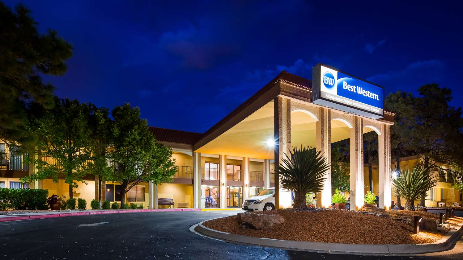 Hotel BEST WESTERN AIRPORT ALBUQUERQUE INNSUITES HOTEL & SUITES