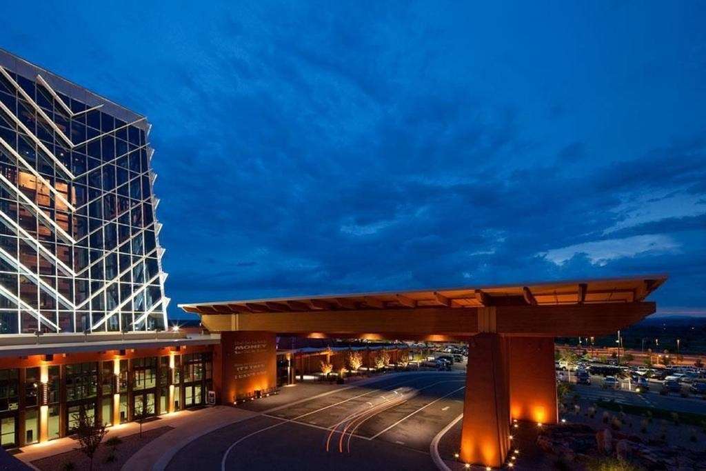Hotel ISLETA RESORT AND CASINO