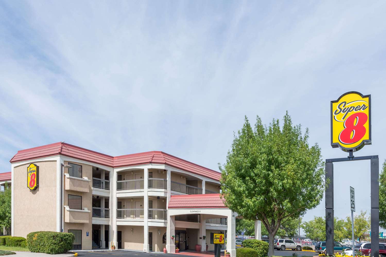 Hotel SUPER 8 ALBUQUERQUE AIRPORT