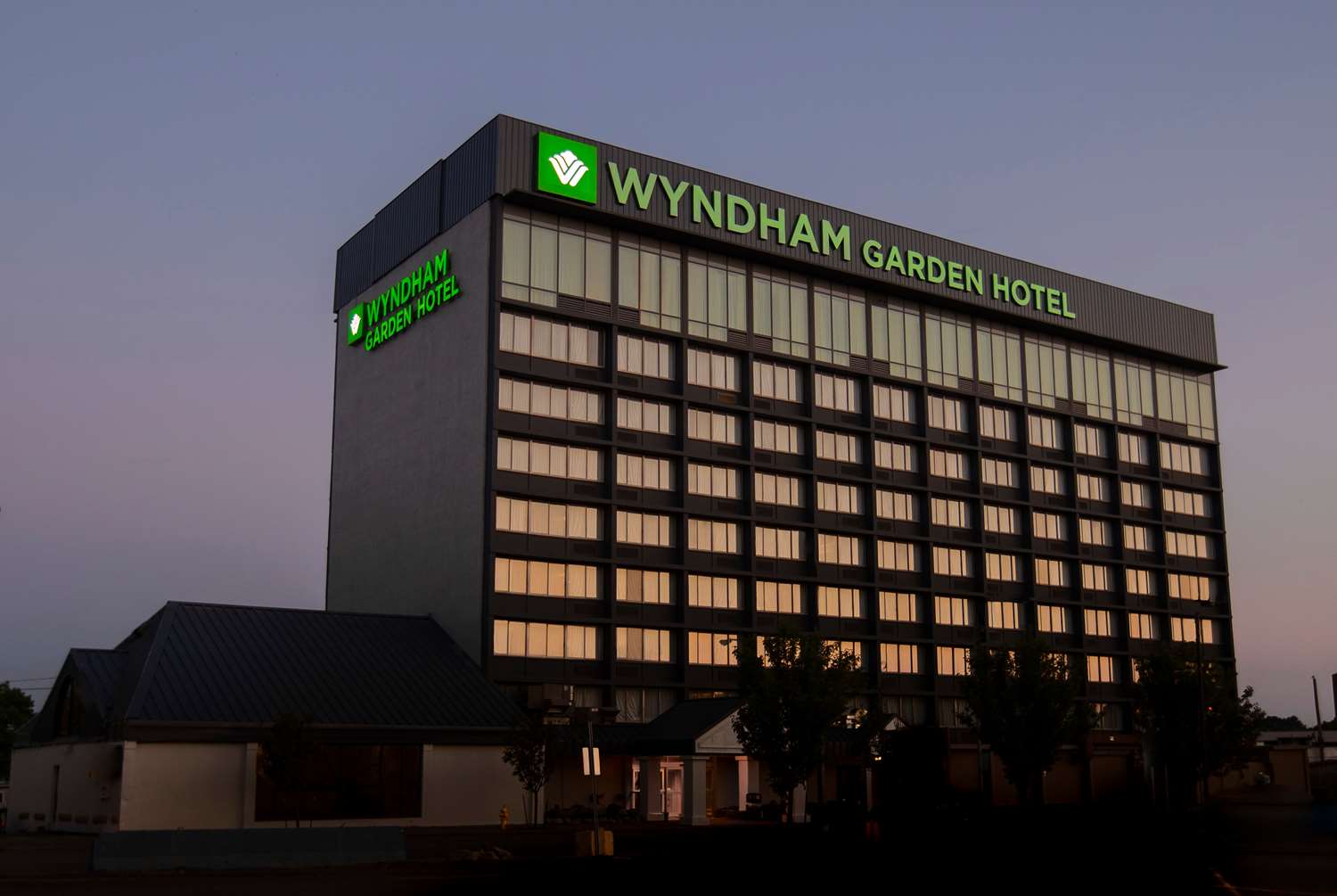 Hotel WYNDHAM GARDEN AT NIAGARA FALLS
