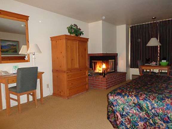 Hotel PACIFIC GARDENS INN