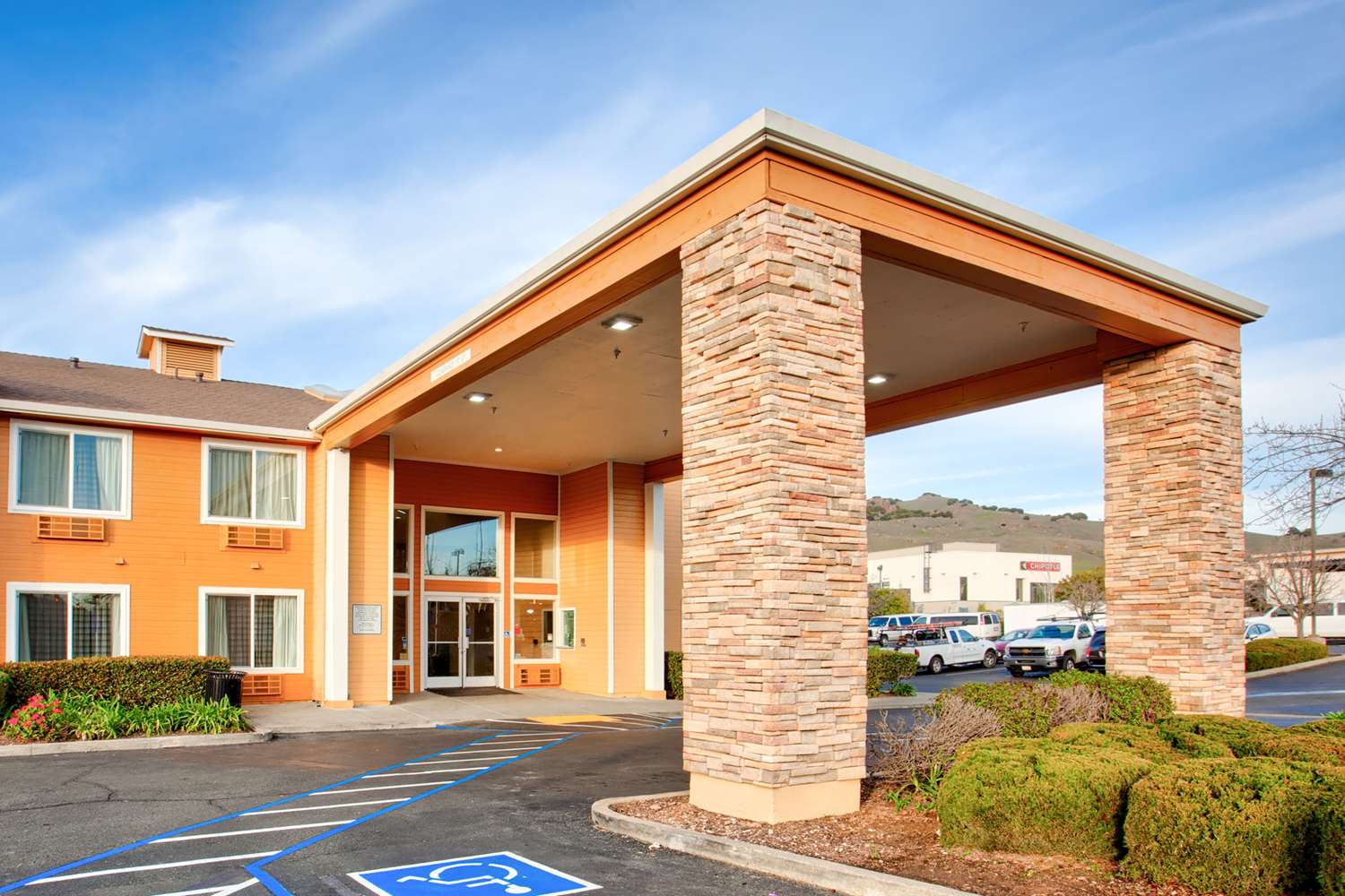 Hotel QUALITY INN NEAR SIX FLAGS DISCOVERY KINGDOM-NAPA VALLEY