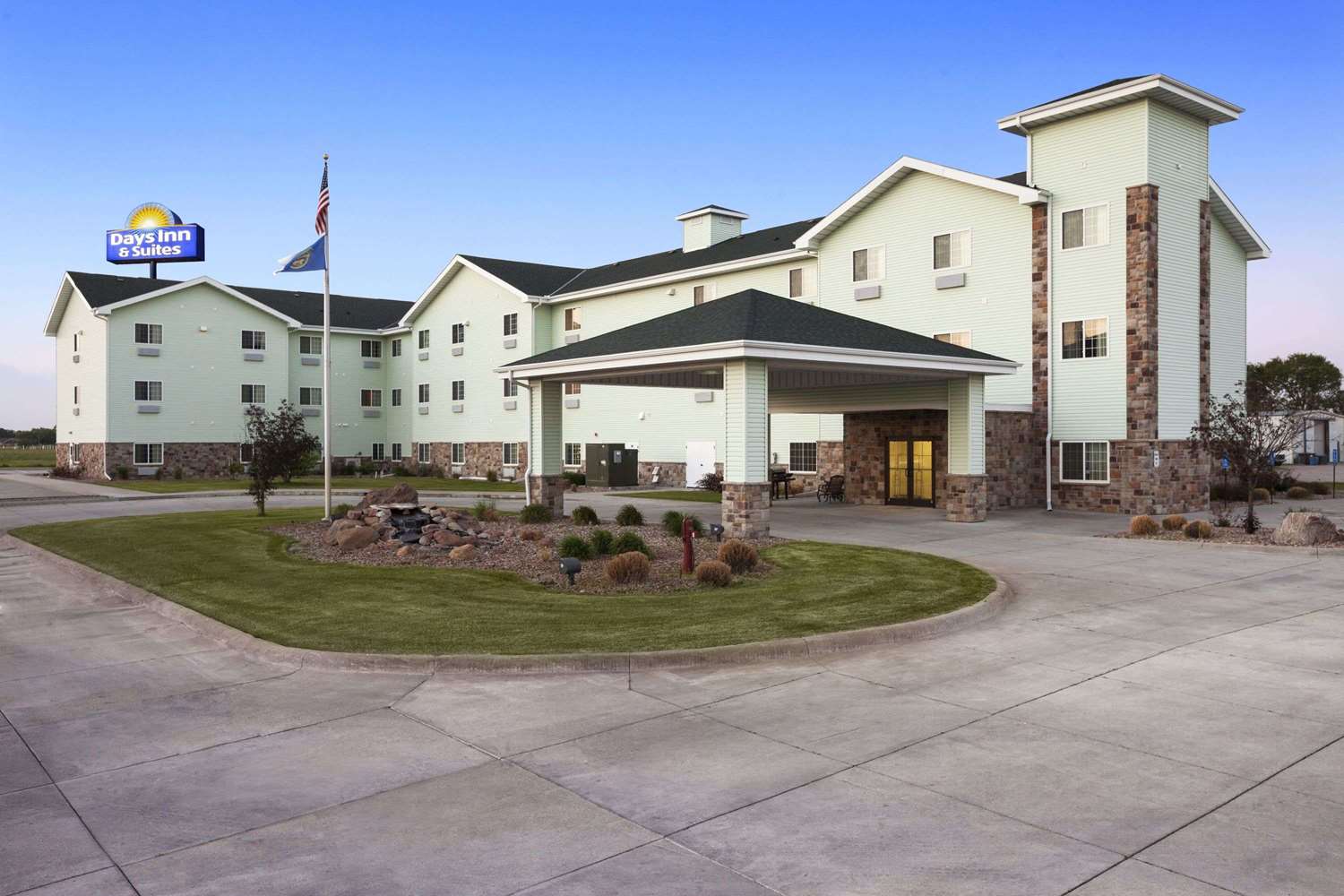 Hotel DAYS INN & SUITES COLUMBUS NE
