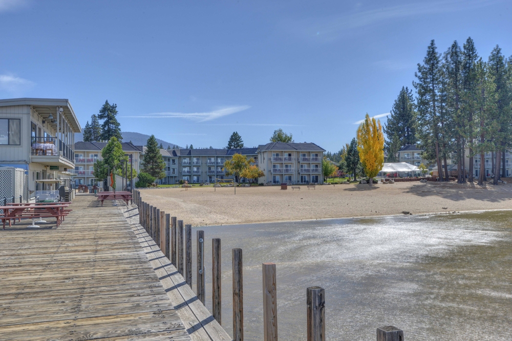 Hotel BEACH RETREAT AND LODGE AT TAHOE