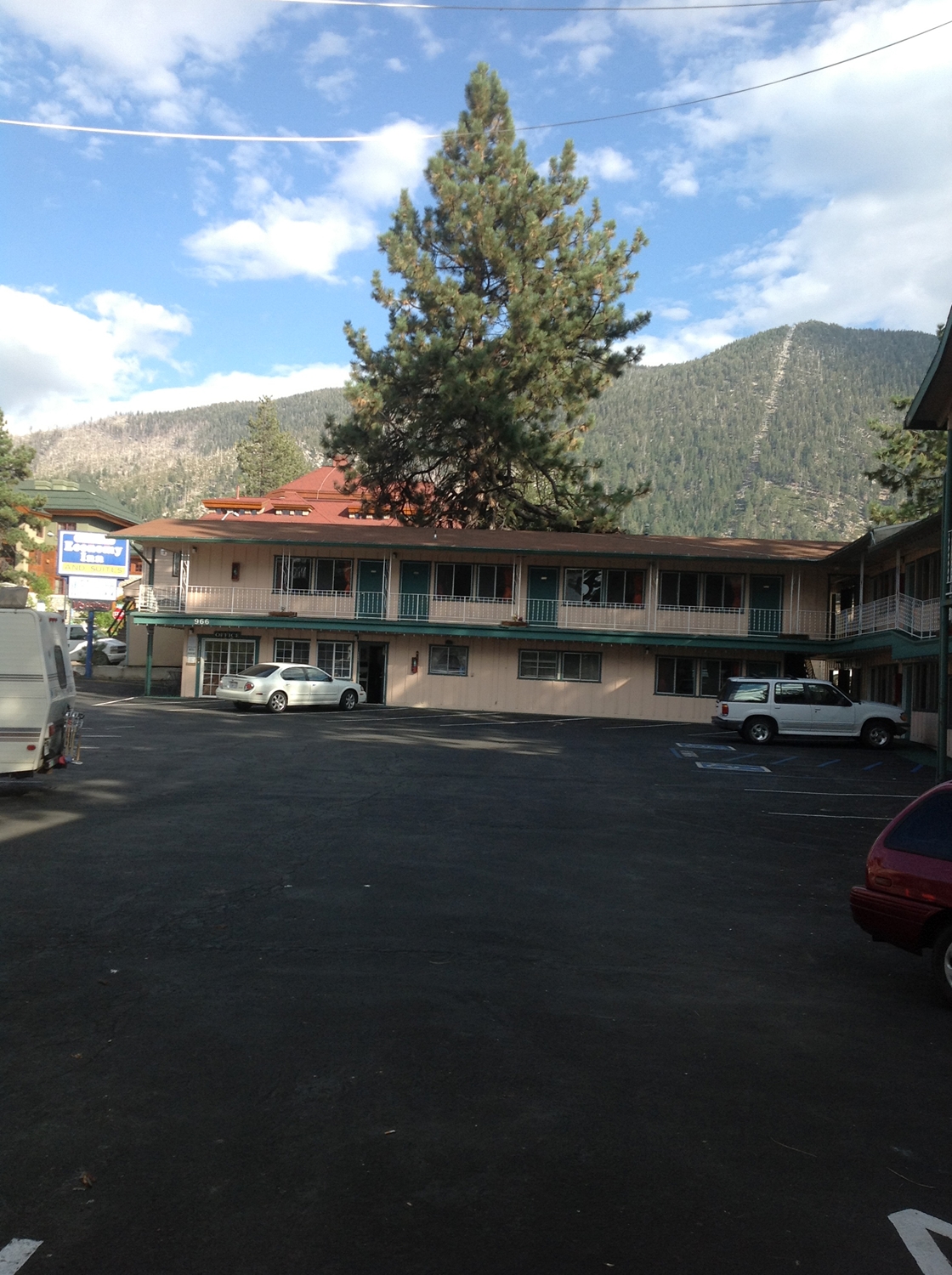 Hotel STATELINE ECONOMY INN AND SUIT