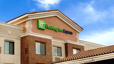 Hotel HOLIDAY INN EXPRESS & SUITES LINCOLN-ROSEVILLE AREA