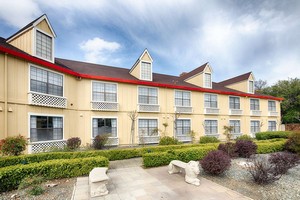 Hotel RED LION INN & SUITES AUBURN