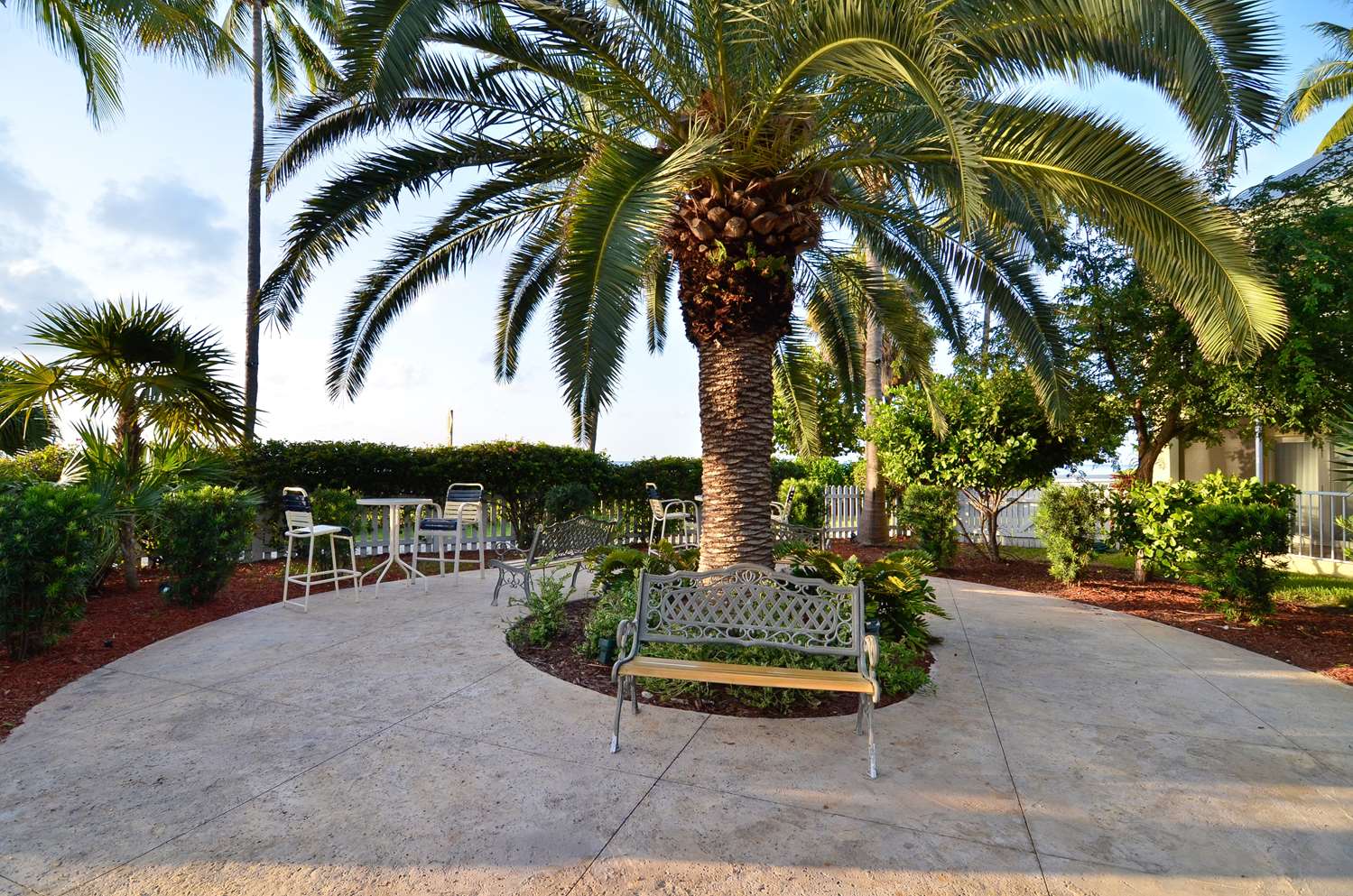 Hotel BEST WESTERN KEY AMBASSADOR RESORT INN