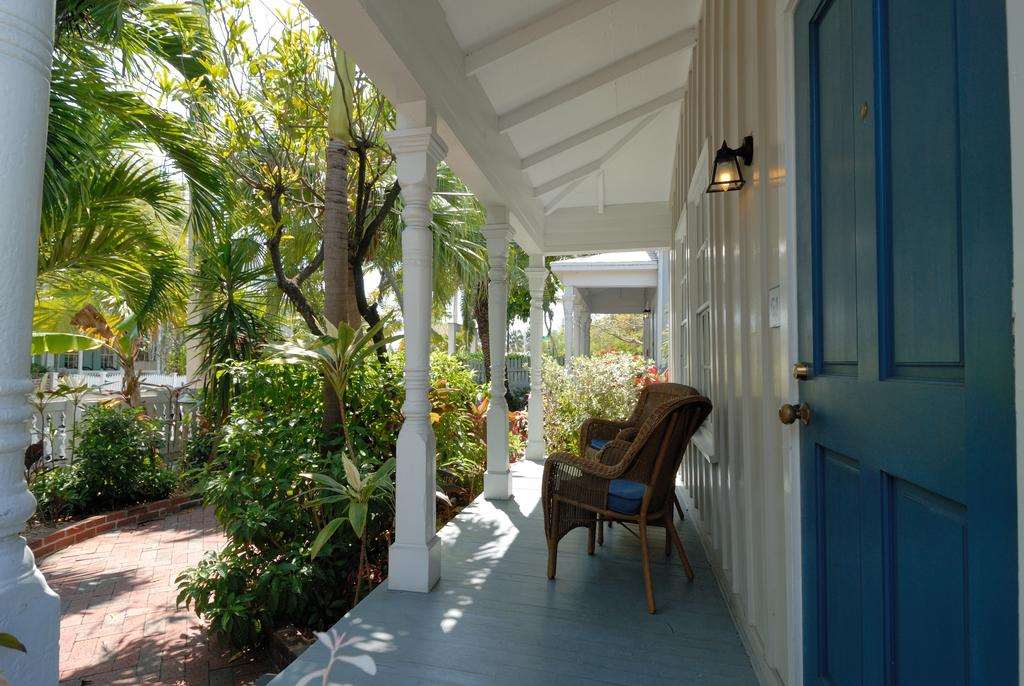 Hotel LIGHTHOUSE COURT HOTEL