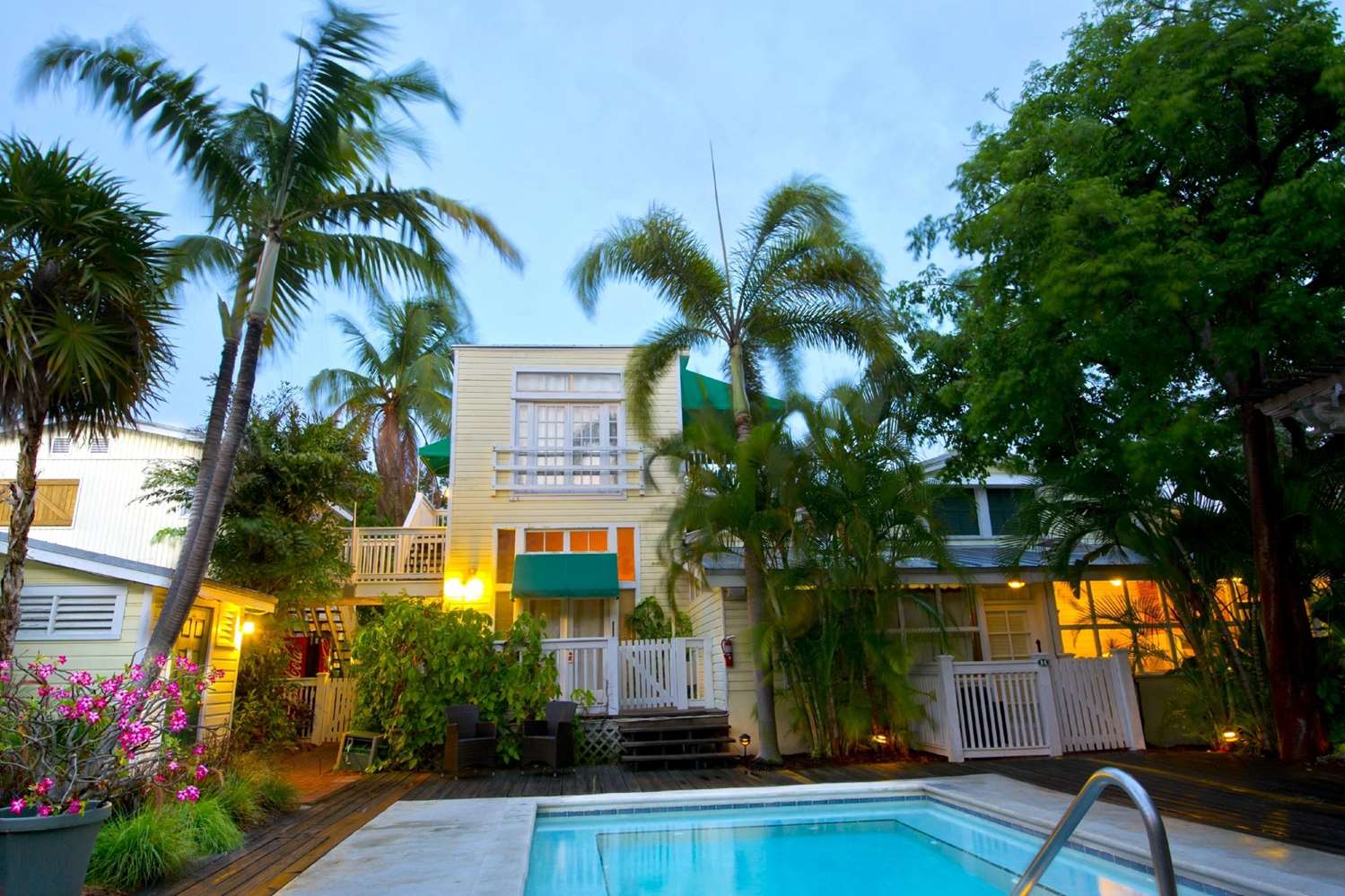 Hotel MERLIN GUESTHOUSE