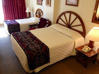 Hotel EL RANCHO HOTEL
