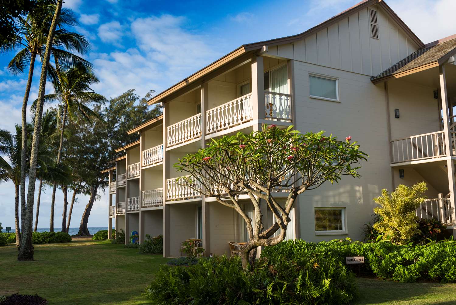Hotel ASTON ISLANDER ON THE BEACH