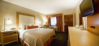 Hotel MILLWOOD INN AND SUITES