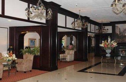 Hotel PARK POINTE HOTEL