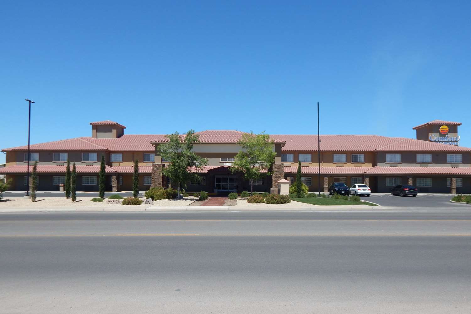 Hotel COMFORT INN & SUITES